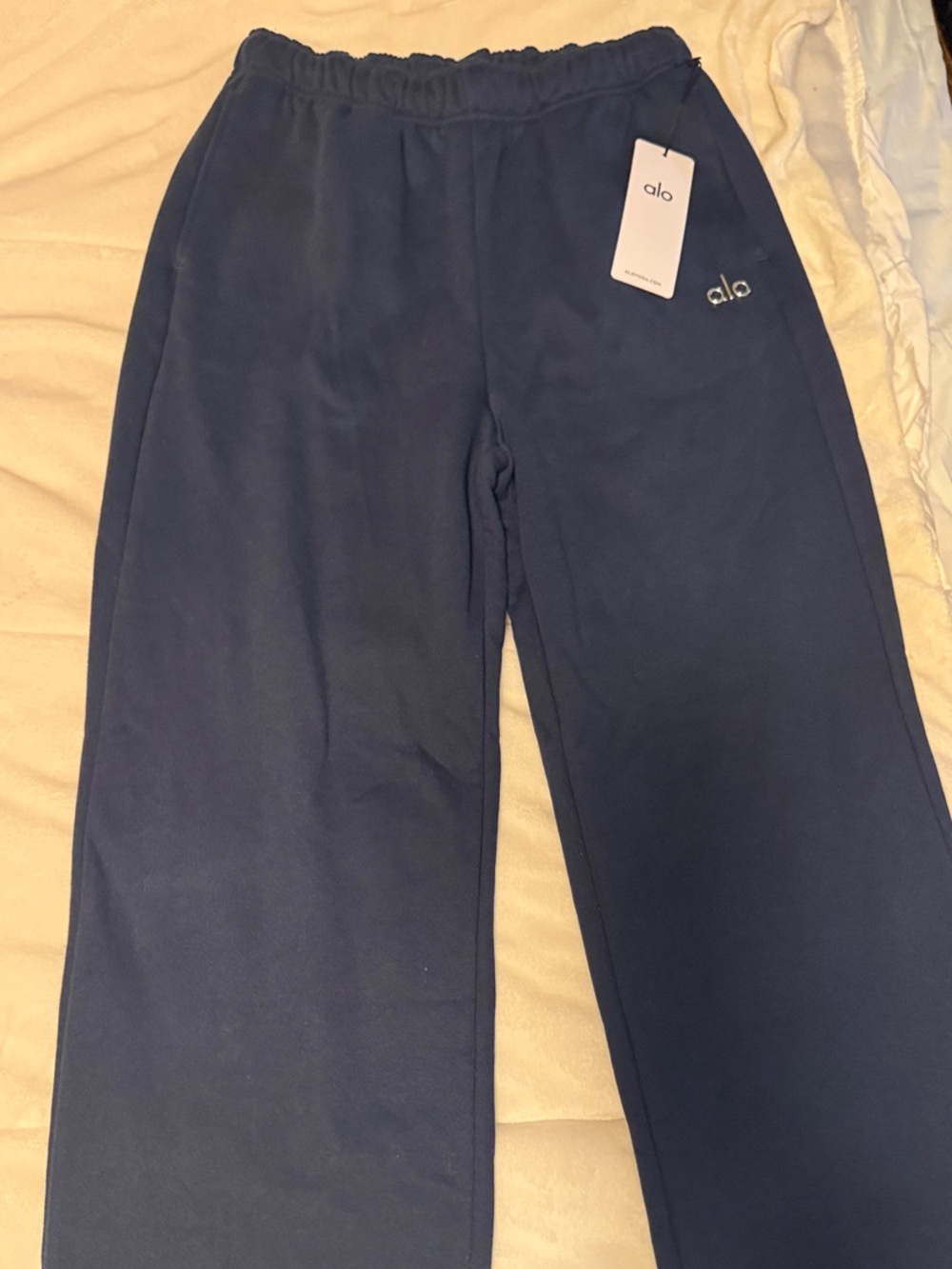 ALO Yoga Womens Navy Accolade Straight Leg Sweatpants